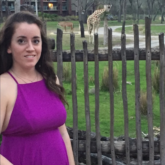 Meet your Posher, Madison - Picture 1 of 1